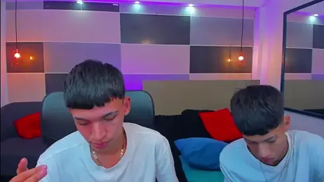 Juan_Nd_Steven — Stripchat recorded stream image, 06.05.2025 02:40