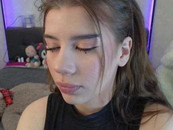 dolly-ll — Bongacams recorded stream image, 07.05.2025 13:30