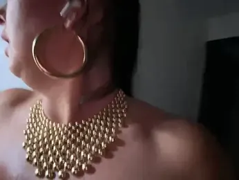 TiffanyRoxx — Stripchat recorded stream image, 07.05.2025 19:00