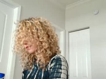 theislandgirl — Chaturbate recorded stream image, 07.05.2025 19:00