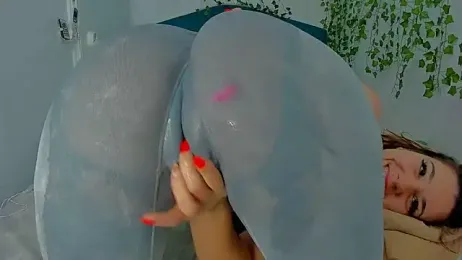 RedAssHottie — Stripchat recorded stream screenshot (08 May 2025)