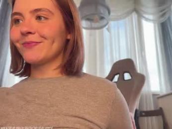 honey_sunshine — Chaturbate recorded stream image, 09.05.2025 09:20