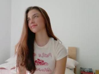 grettabenett_ — Chaturbate recorded stream image, 09.05.2025 18:40