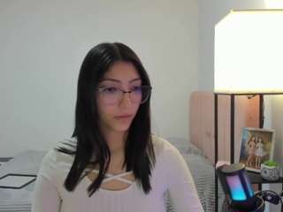 marianabranz — Camsoda recorded stream image, 11.05.2025 03:50