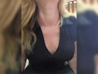 goddesssssss — Bongacams recorded stream screenshot (12 May 2025)