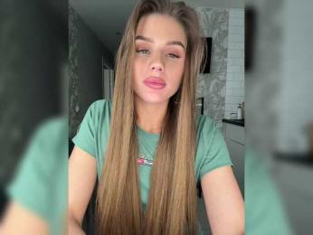 SweetyMia — Bongacams recorded stream screenshot (12 May 2025)