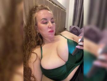 cherryygirl — Bongacams recorded stream image, 12.05.2025 18:00