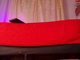 mssbombom — Camsoda recorded stream image, 08.02.2025 03:00