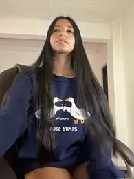 aly_golden_ — Stripchat recorded stream image, 14.05.2025 07:00
