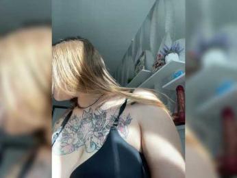 -Tiki-Riki- — Bongacams recorded stream image, 14.05.2025 11:30