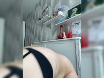 -Tiki-Riki- — Bongacams recorded stream image, 14.05.2025 11:30