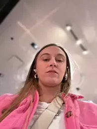 lunagirl13 — Stripchat recorded stream image, 14.05.2025 17:20