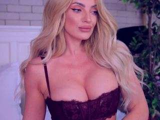 annabellastar — Camsoda recorded stream image, 14.05.2025 19:20