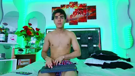 Alex_and_Fabian — Stripchat recorded stream image, 14.05.2025 18:30