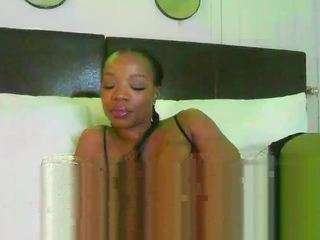 tastethepeach — Camsoda recorded stream screenshot (15 May 2025)