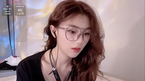 Sweet-Angel999 — Stripchat recorded stream image, 15.05.2025 14:10