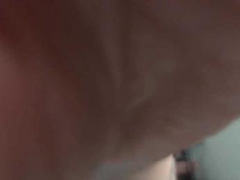 dolly-ll — Bongacams recorded stream image, 15.05.2025 13:20