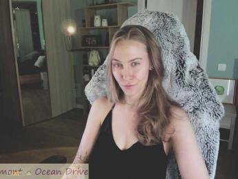 Adamova_Eva — Bongacams recorded stream screenshot (15 May 2025)