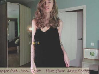 Adamova_Eva — Bongacams recorded stream screenshot (15 May 2025)