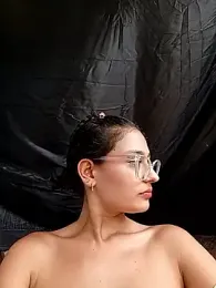 Ary-18 — Stripchat recorded stream image, 16.05.2025 13:50