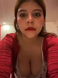 HotBunnyy — Stripchat recorded stream screenshot (17 May 2025)