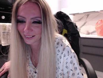 blondalina — Bongacams recorded stream image, 16.05.2025 21:40