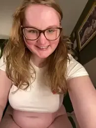 GingerSnap33 — Stripchat recorded stream image, 16.05.2025 21:50