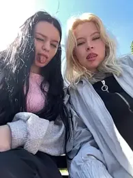 Cum_girlss — Stripchat recorded stream image, 17.05.2025 04:40