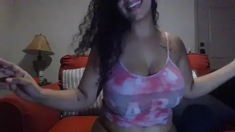 cinnaminnie — Stripchat recorded stream image, 17.05.2025 03:40