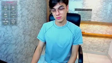 Gerony_ — Stripchat recorded stream image, 17.05.2025 04:50
