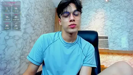 Gerony_ — Stripchat recorded stream image, 17.05.2025 04:50