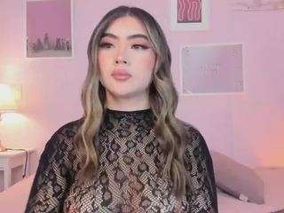 little-natt — Camsoda recorded stream image, 17.05.2025 12:50