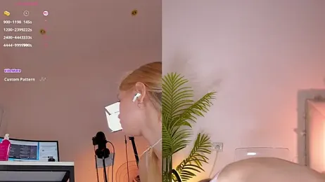 Baby_blush — Stripchat recorded stream image, 18.05.2025 12:10