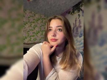 little-devil — Bongacams recorded stream image, 18.05.2025 20:00
